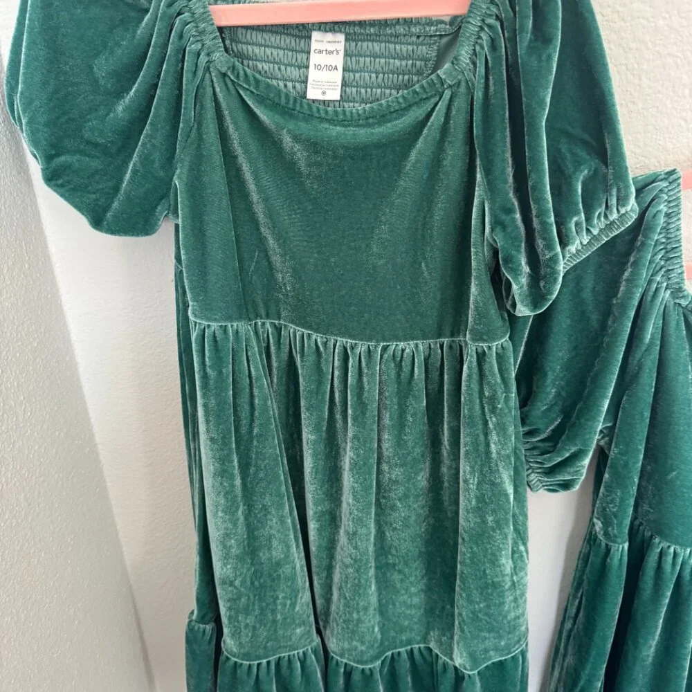 Carter’s Velvet Green‎ Dress Girls Sizes 10 & 12 Puff Sleeves